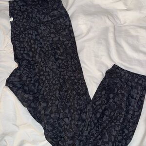 Lululemon Black Patterned Leggings